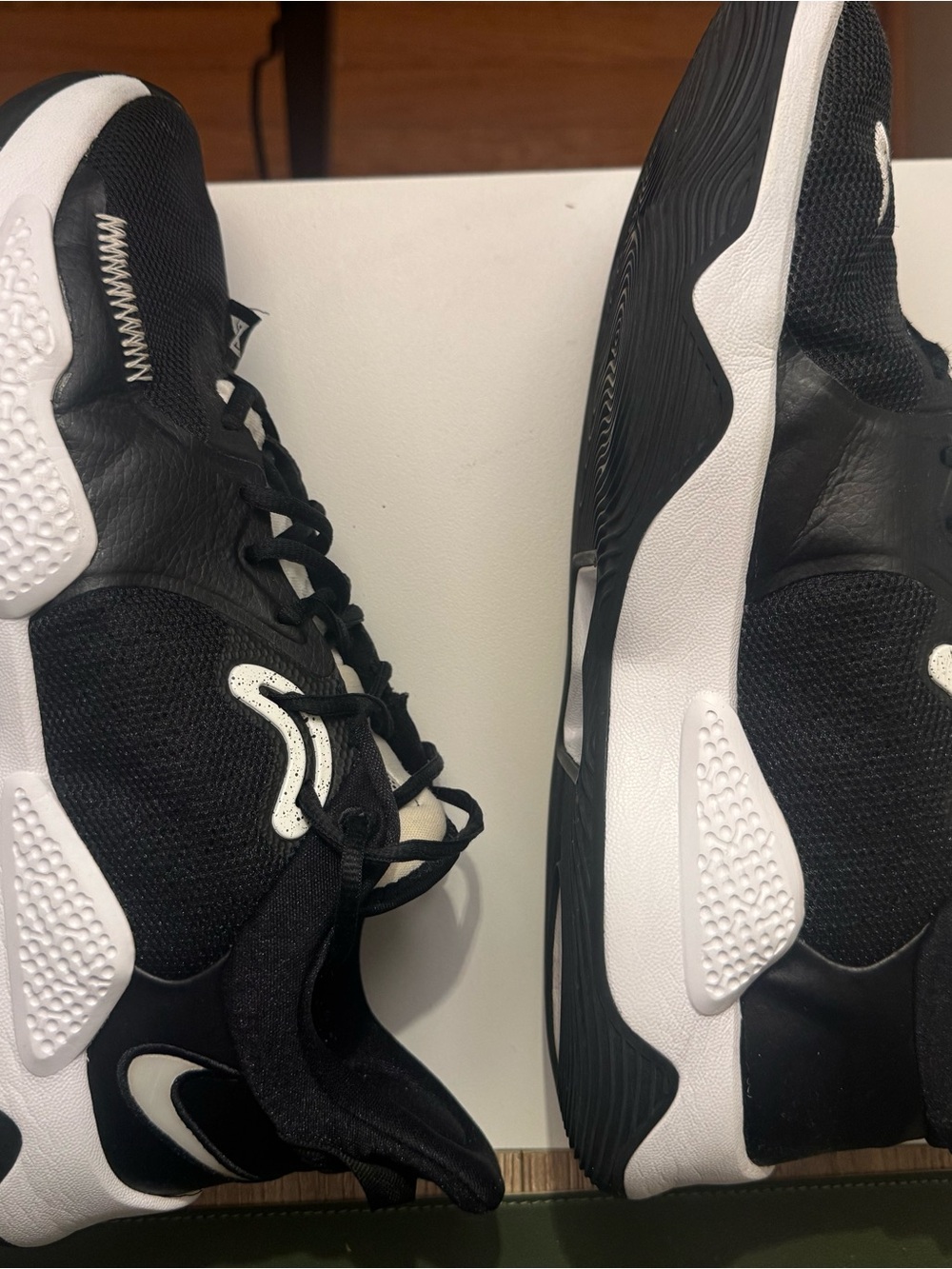 Nike PG 5 - Black & White